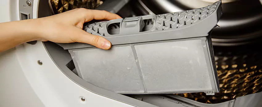 Signs Of A Clogged Dryer Lint Trap in New Haven, Indiana
